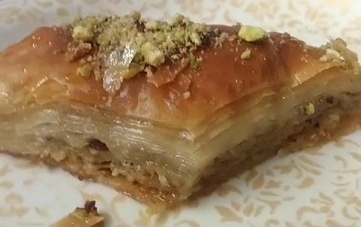 piece baklava